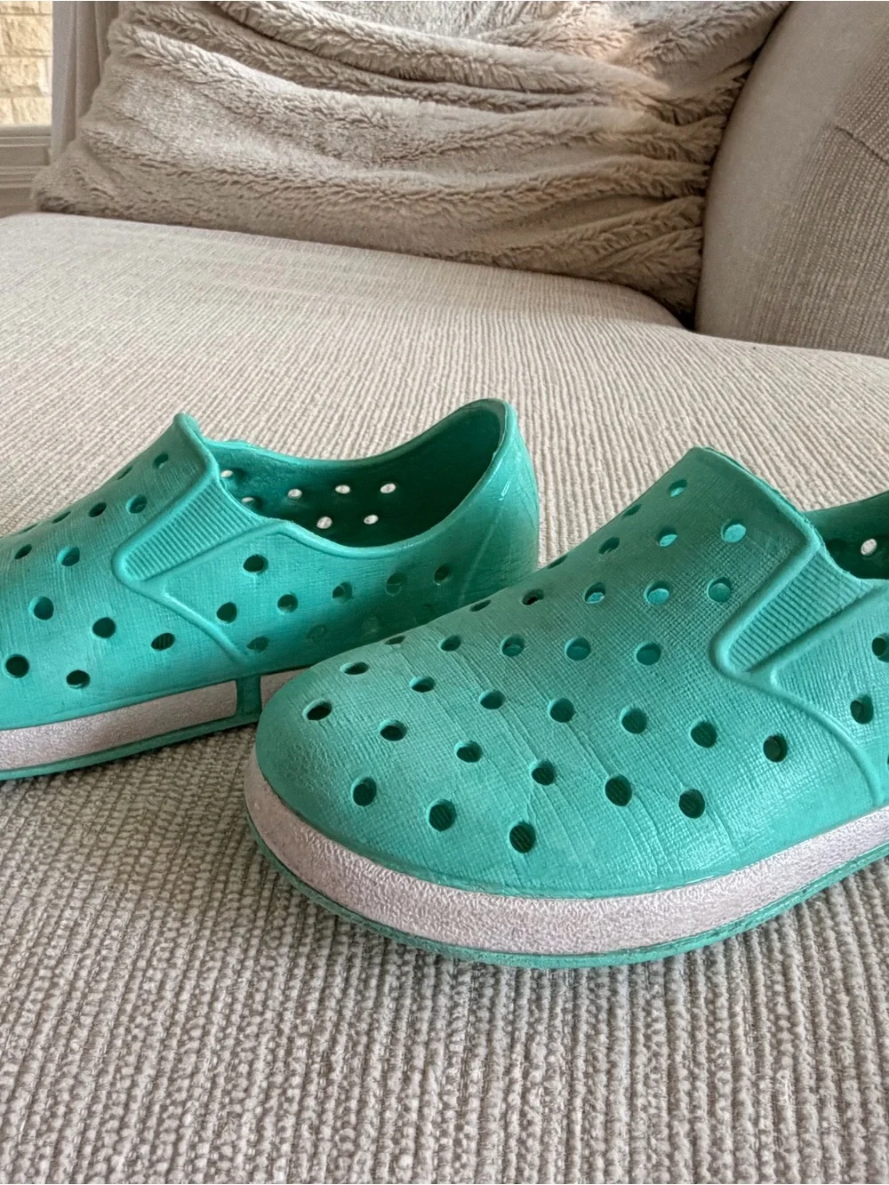 Cat & Jack Kids Teal Slip-On Water Shoes 10T